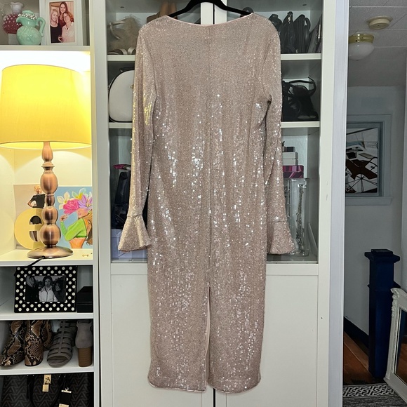 Sequin Blush Flared Sleeve Midi Dress XL - Picture 8 of 10